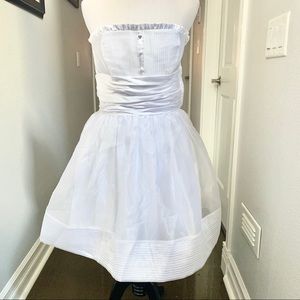 Betsy Johnson White Short Strapless Dress